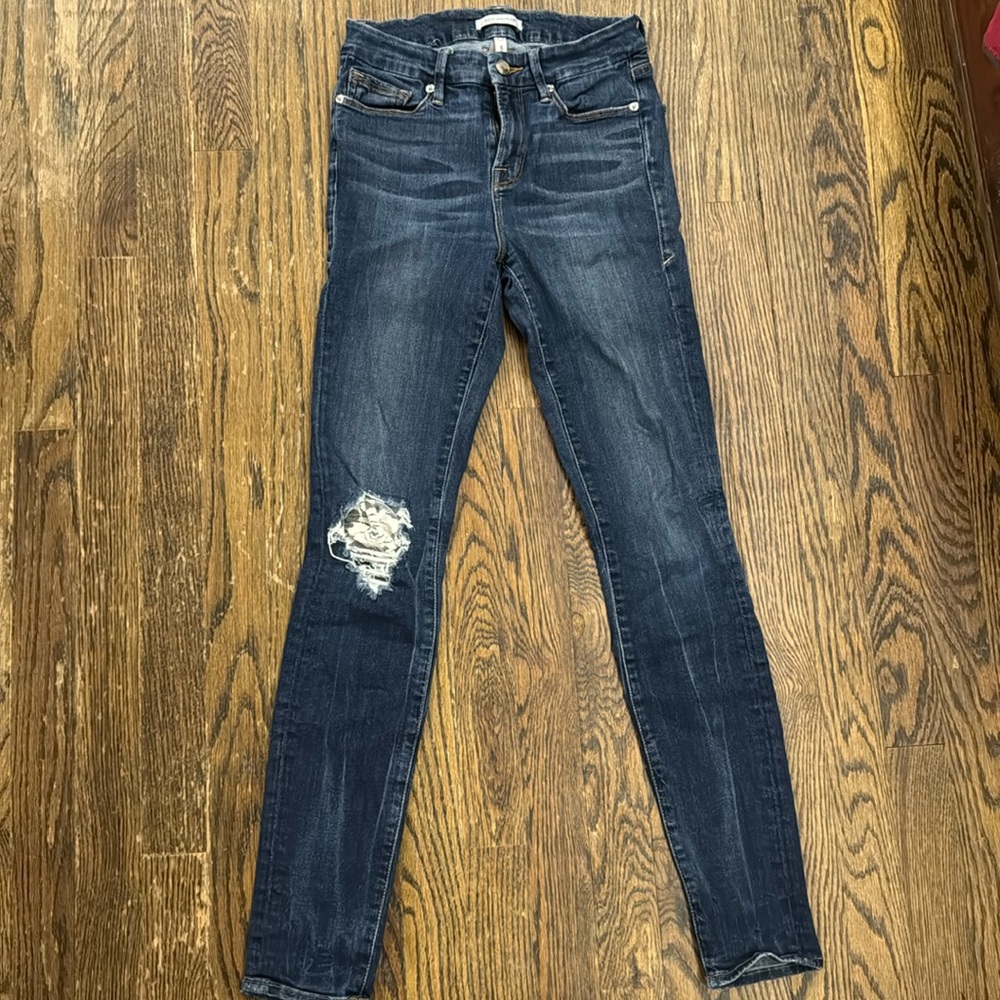 Good American “Good Legs” skinny jeans